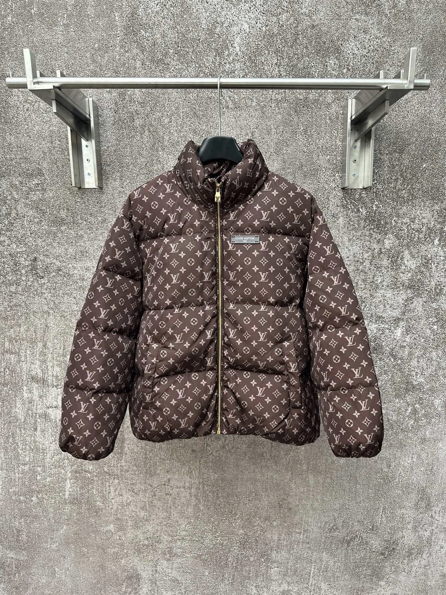 wg.luxury-- 8V Down jacket item: E-F431J1718